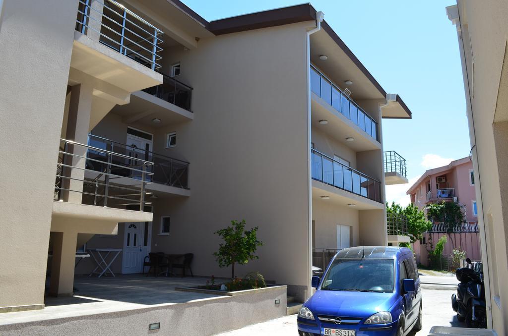 Apartments Md Lux 2 Sutomore Extérieur photo