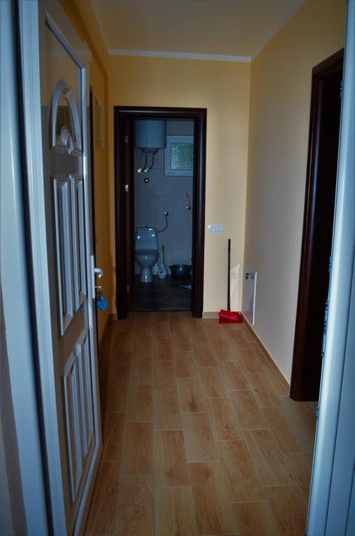 Apartments Md Lux 2 Sutomore Extérieur photo